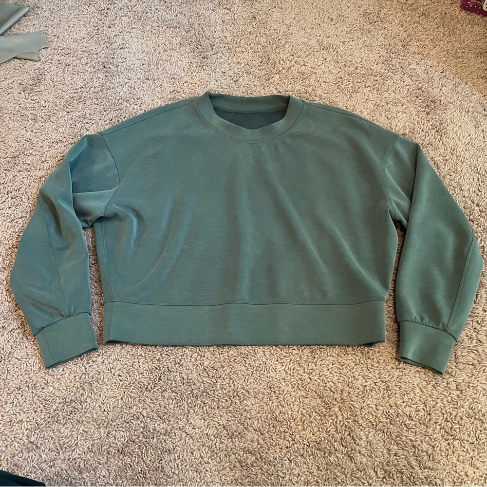 Lululemon soft stream cropped crew